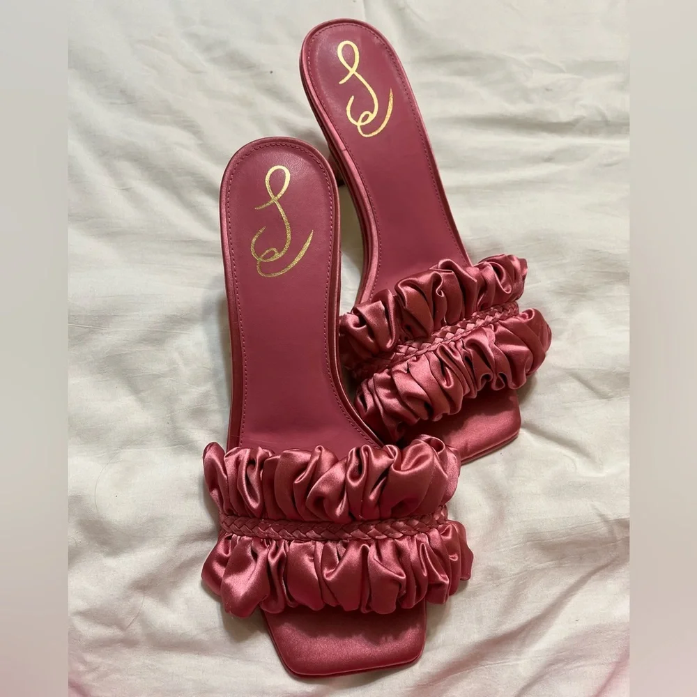 Katy Heels - Picture 1 of 1
